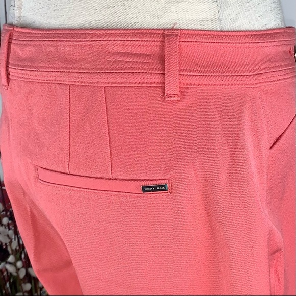 WHBM pink slim crop ankle pants. - Picture 8 of 14
